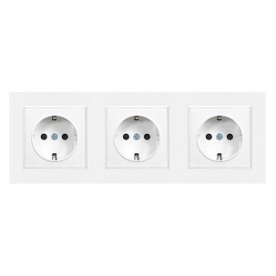 Nova III three-prong grounded socket outlet 16A 250V with white frame
